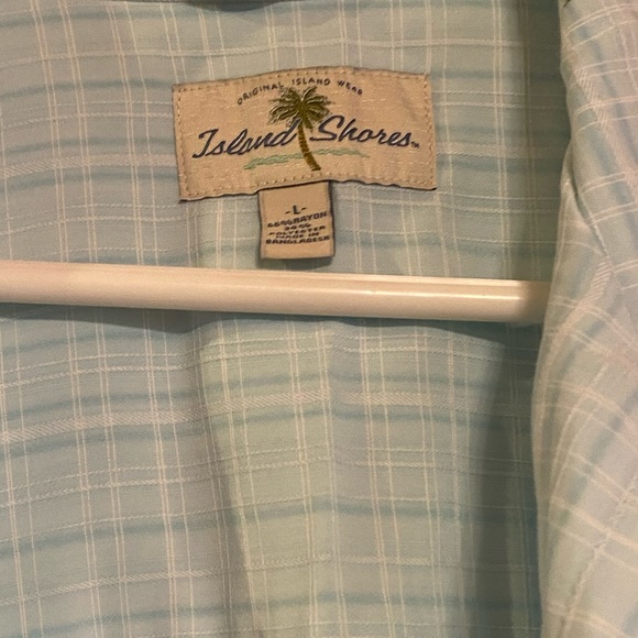 Island Shores Men’s Light Blue Short Sleeve Button Down Shirt - Picture 2 of 6